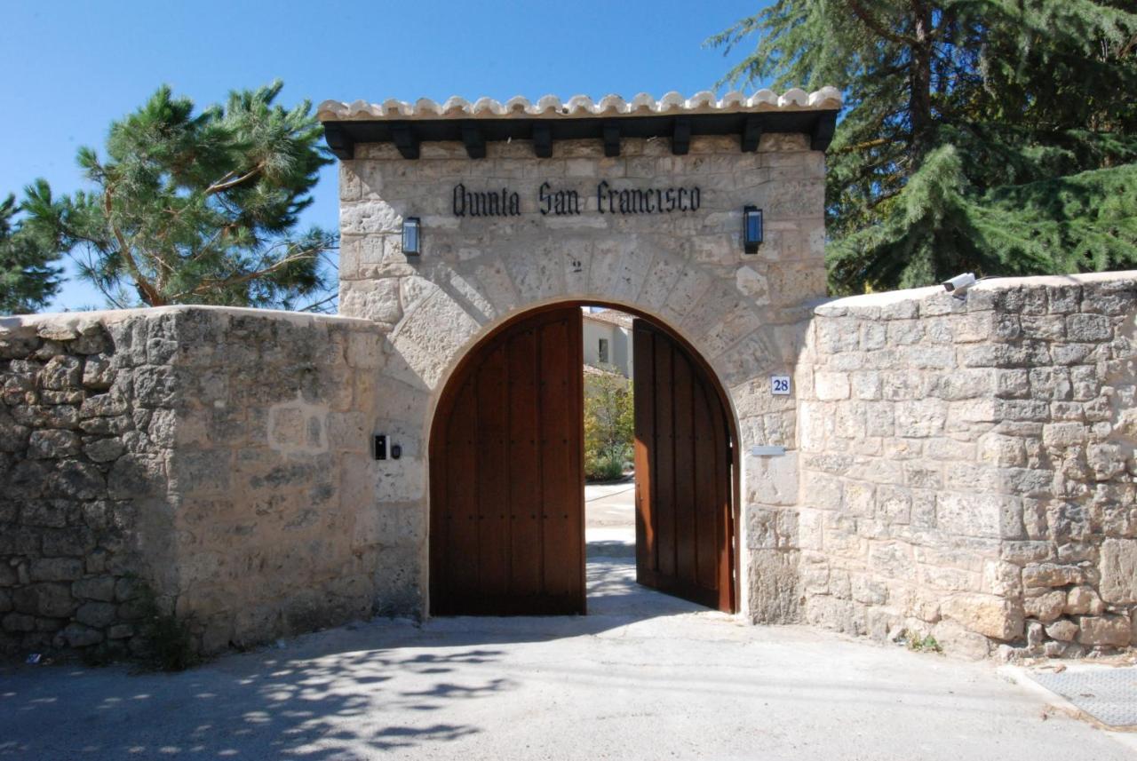Quinta San Francisco Hotell Castrojeriz Exteriör bild